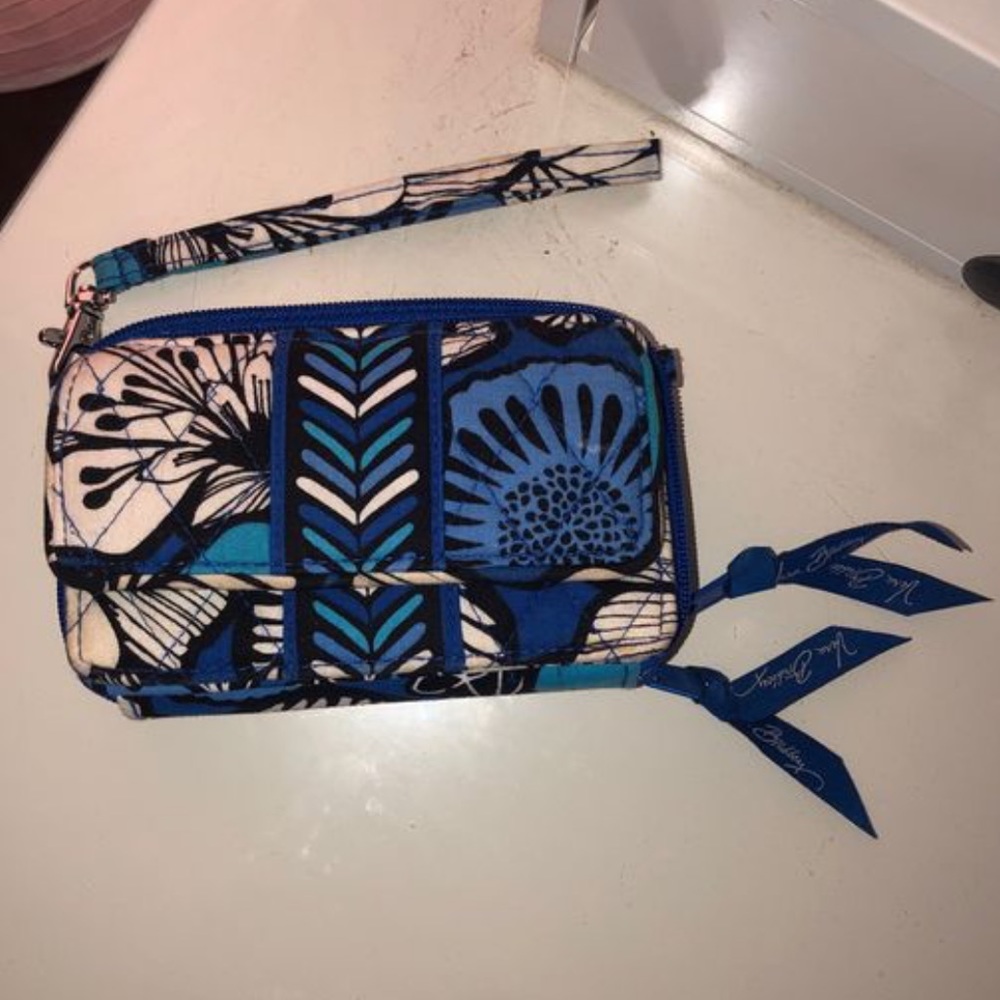 Vera Bradley wristlet wallet